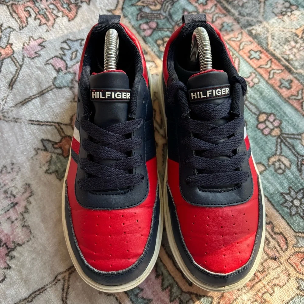 Tommy Hilfiger Cayman 2.0 Sneakers Red Navy Blue Boys‎ Casual Shoes size 3 Kids